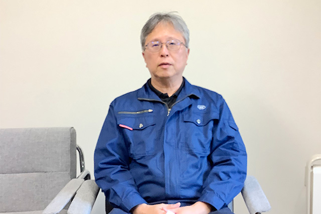梅田鋼機株式会社　代表取締役 梅田 博司 様 ※感染予防のマスクは撮影のため一時的に外して頂きました。